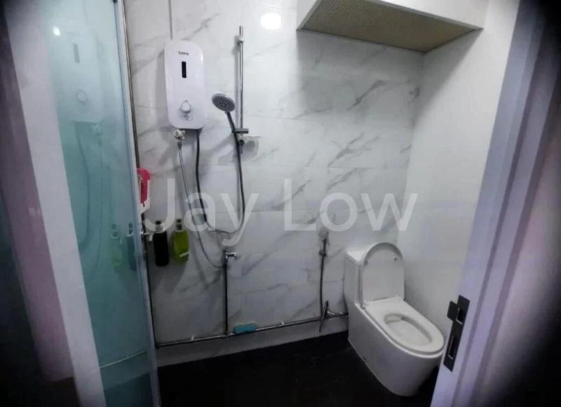 Room (HDB) for Rent in  429 Pasir Ris Drive 6 - Image 2